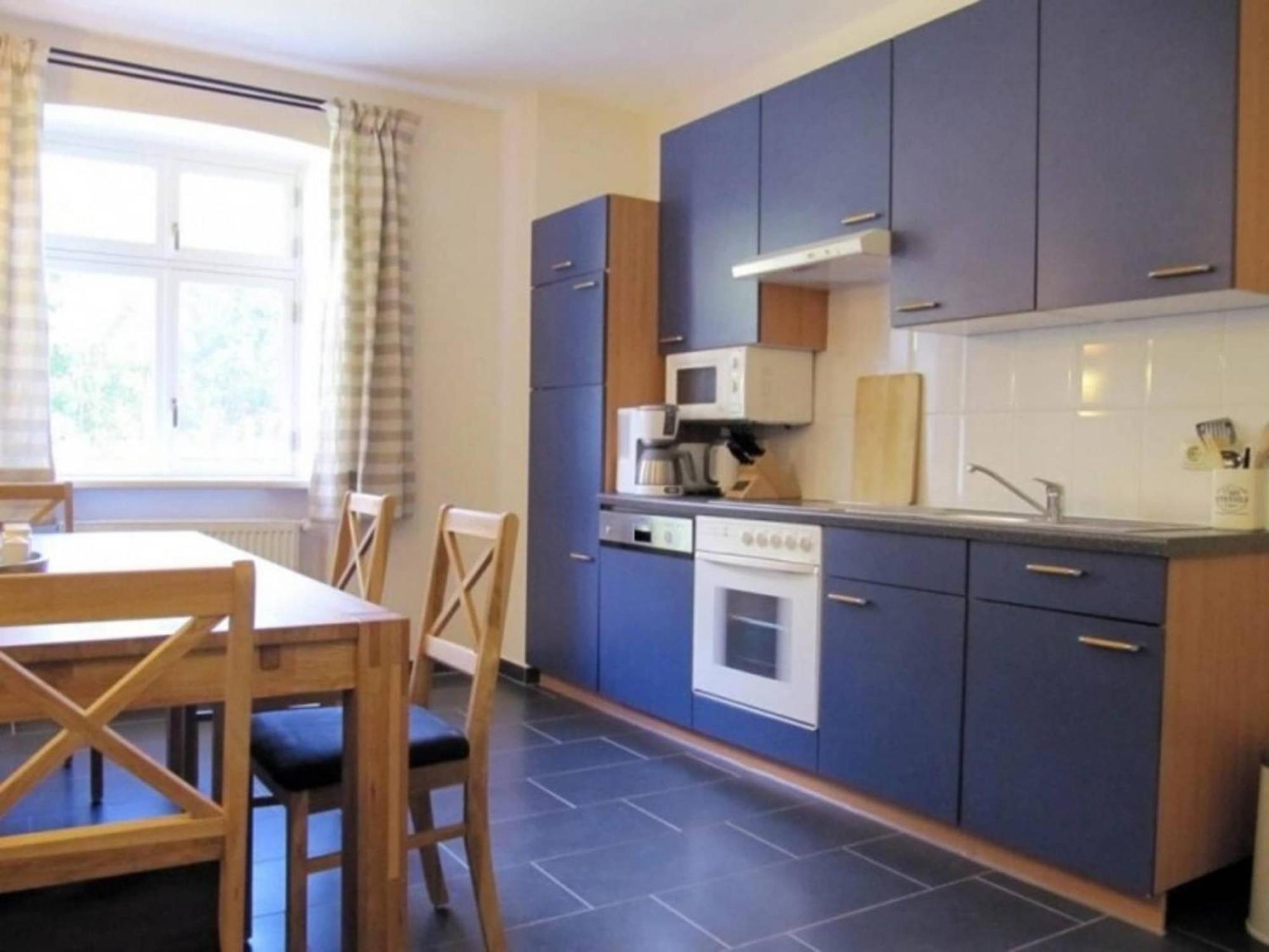 Apartment In Garz With Garden Garz (Rugen) Exterior foto
